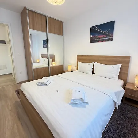 Coresi District - Kasper Collection * Braşov